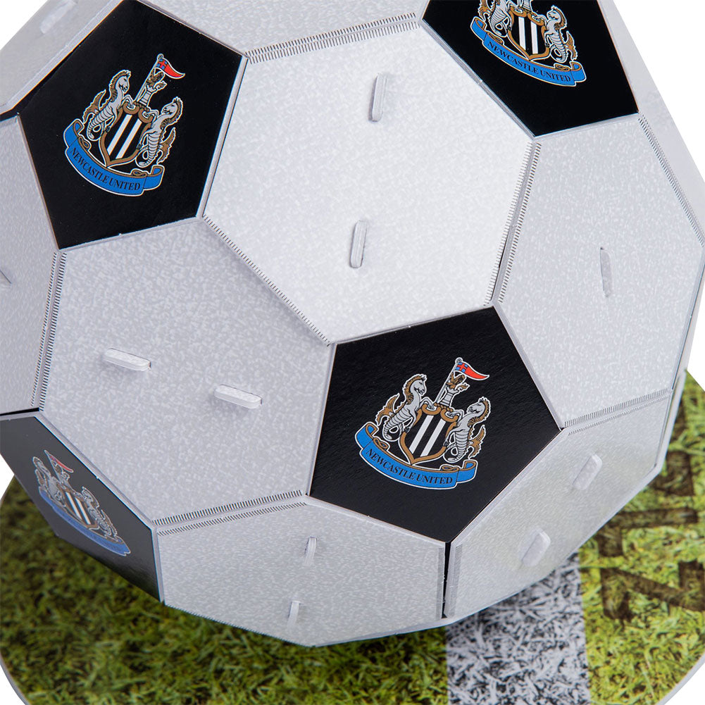 Newcastle United FC 3D Football Puzzle