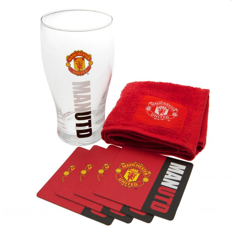 https://www.sportymagpie.co.uk/cdn/shop/products/70716-Manchester-United-FC-Mini-Bar-Set_800x.jpg?v=1674377376